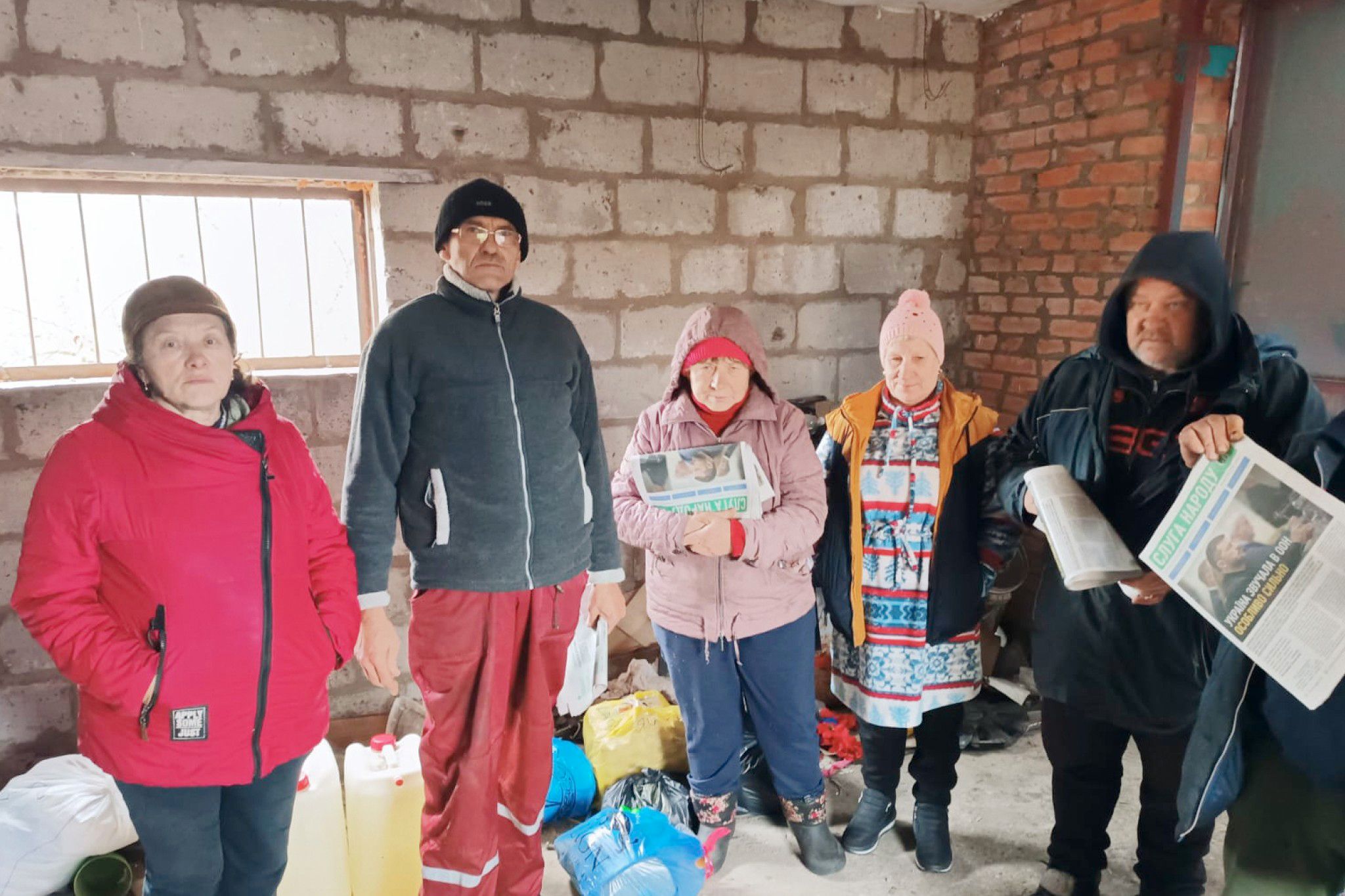 Фото: Липецька адміністрація Мешканцям Липців та Слобожанського доставили чергову партію допомоги: не обійшлося без політичного піару на порталі Gromada Group