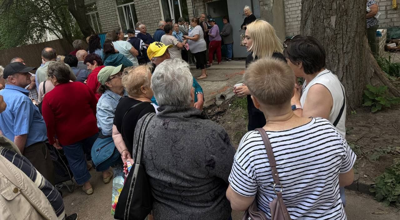 Фото: Липецька сільська військова адміністрація 920 продуктових наборів передали літнім людям з Липецької громади на порталі Gromada Group