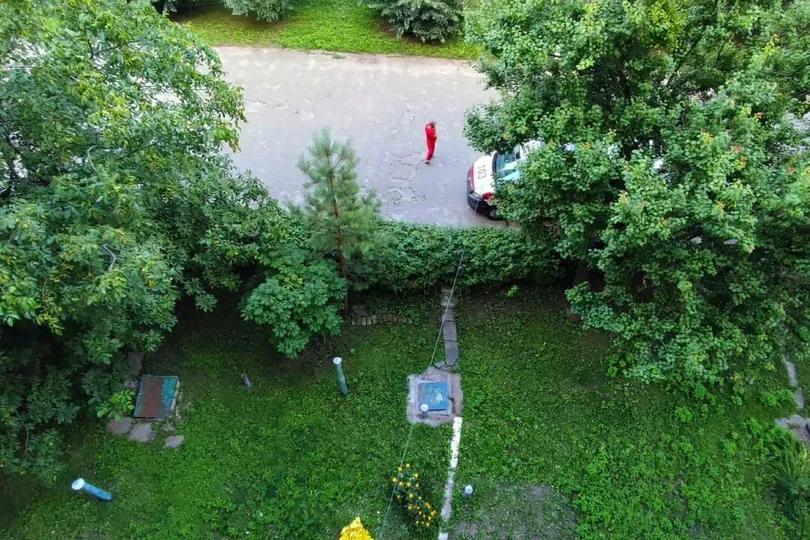 У Харкові вікна на п'ятому поверсі випав трирічний хлопчик. Фото: Поліція Харкваської області У Харкові з вікна багатоповерхівки випав 3-річний хлопчик: дитина загинула на порталі Gromada Group