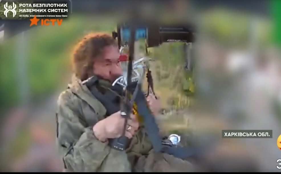 Врятувати рядового Власенка: військові 92 ОШБр здійснили першу у світі повітряну евакуацію пораненого з лінії фронту (ВІДЕО) - фото 3