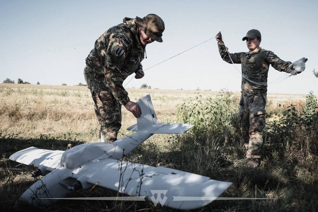 «Сич», «Добрий» і «Сакура»: у 58-й розповіли про екіпаж БпЛА «Avenger», де від кожного залежить життя побратима - фото 2