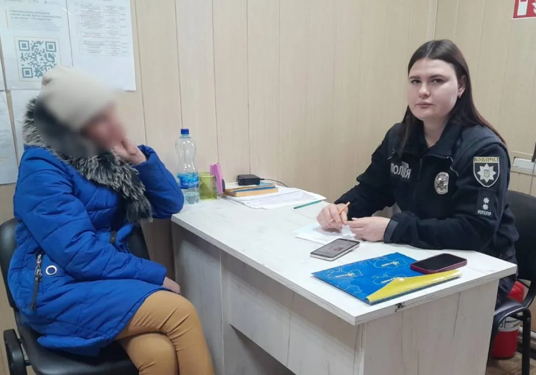 Фото: Поліція Краснокутщини Нехтувала потребами дитини: на Краснокутщині поліцейські задокументували факт неналежного виконання матір'ю обов’язків на порталі Gromada Group