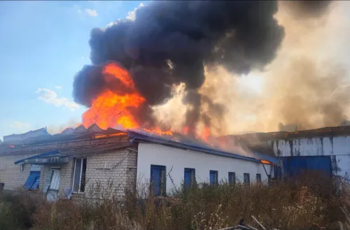 У Шевченківській громаді через атаки ворожих дронів поранено чоловіка та виникли пожежі на порталі Gromada Group