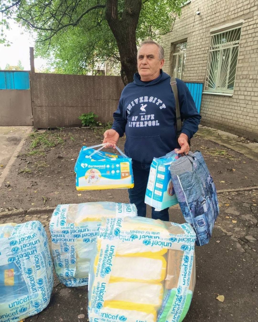 88 маломобільних людей із Липецької громади отримали підгузки від благодійного фонду «Мирне небо Харкова» - фото 4
