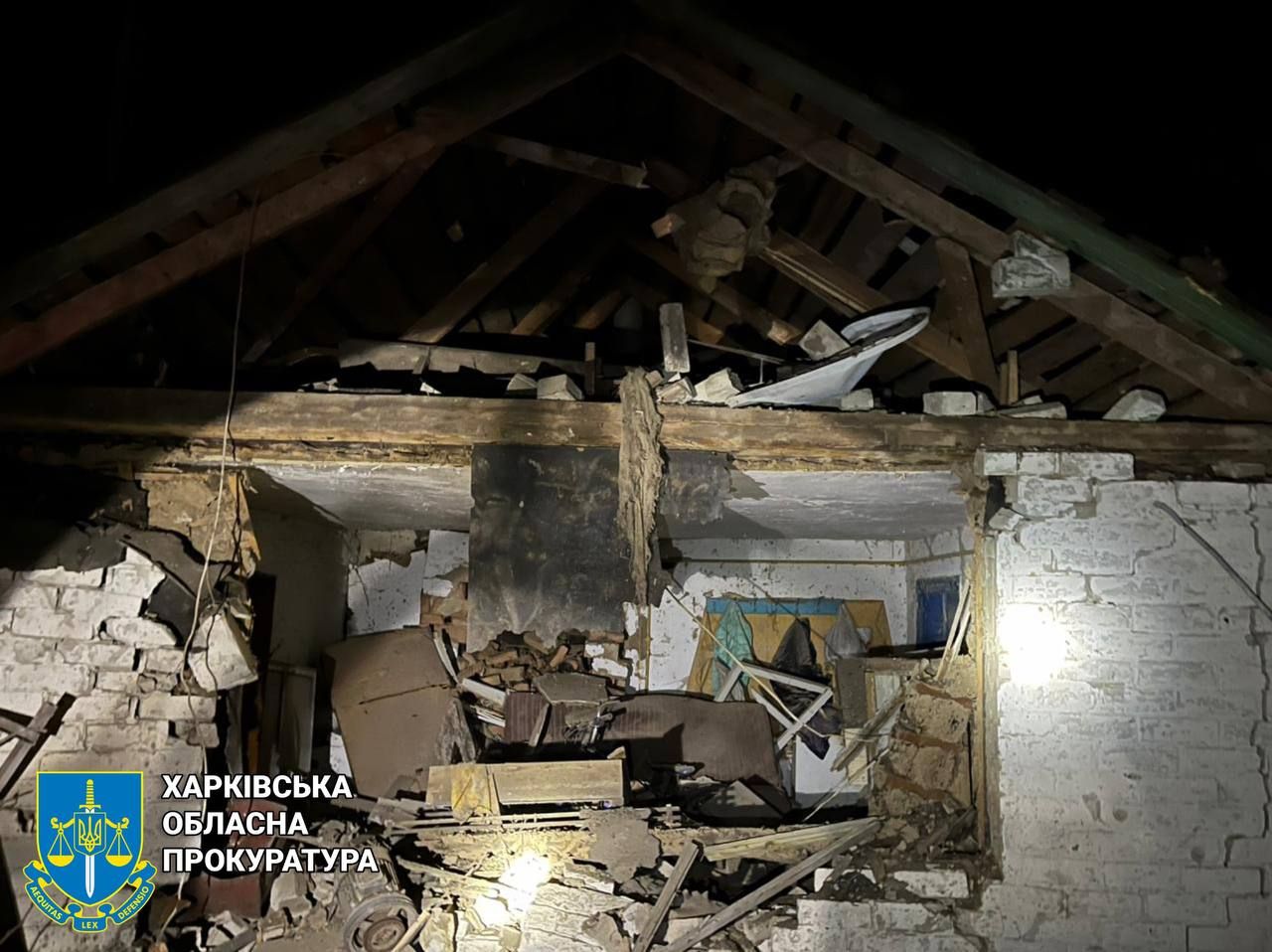 Фото: Харківська обласна прокуратура Ворожий безпілотник влучив у житловий бунок у Борщівці на Балаклійщині на порталі Gromada Group