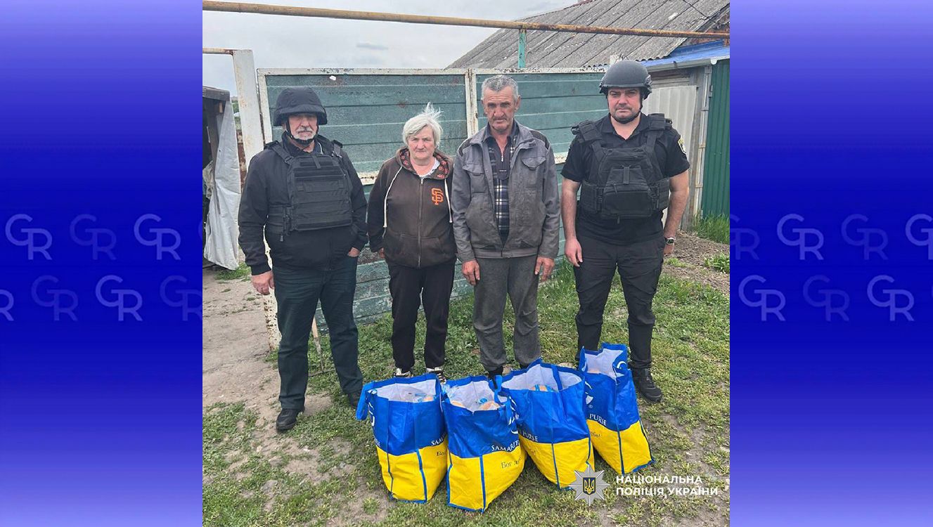 Фото: Національна поліція України Мешканцям села Веселе допомагають поліцейські та представники місцевого самоврядування на порталі Gromada Group