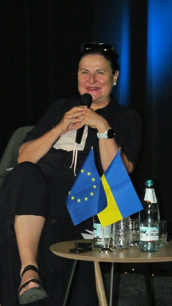 Харків відвідала Посол ЄС в Україні Катаріна Матернова, яка вважає, що інтерес між Європою та Україною є взаємним - фото 1