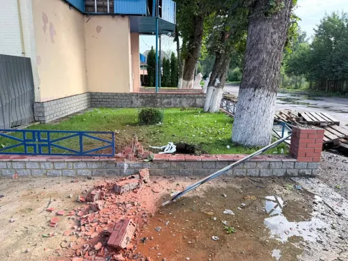 Серія ударів FPV-дронами по центру Золочева: поранені чоловік і дитина at the Gromada Group Media