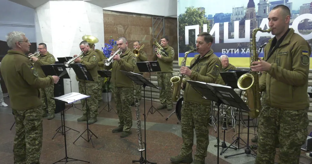 Фото з відкритих джерел Святкові заходи з нагоди Дня міста відбудуться 22-23 серпня в харківському метрополітені. Концерти проходитимуть на станціях «Вокзальна», «Ярослава Мудрого», «Перемога» та «Імені О.С. Масельського».