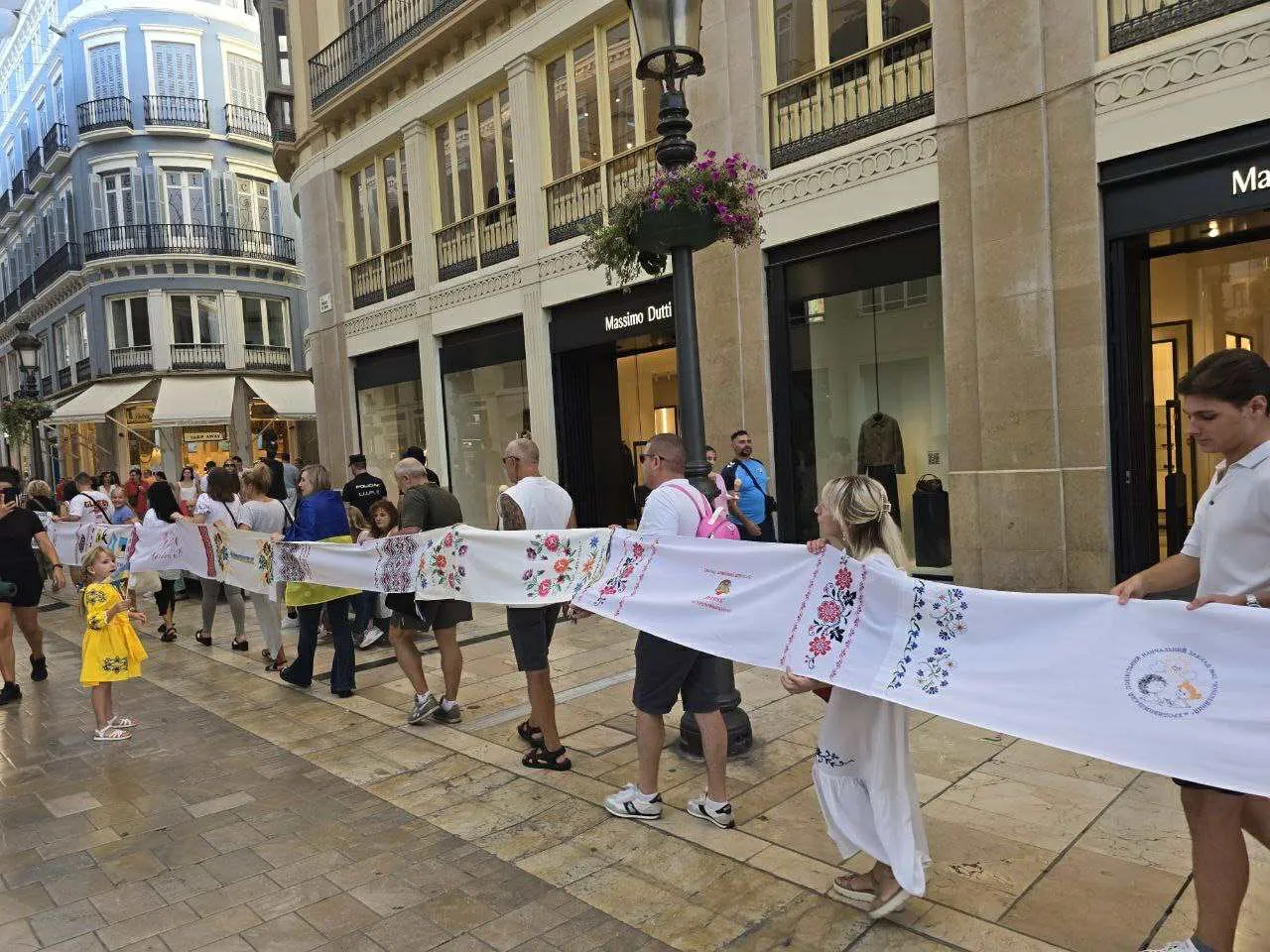 в Малазі відбувся черговий етап проєкту «Рушник Єдності» на порталі Gromada Group