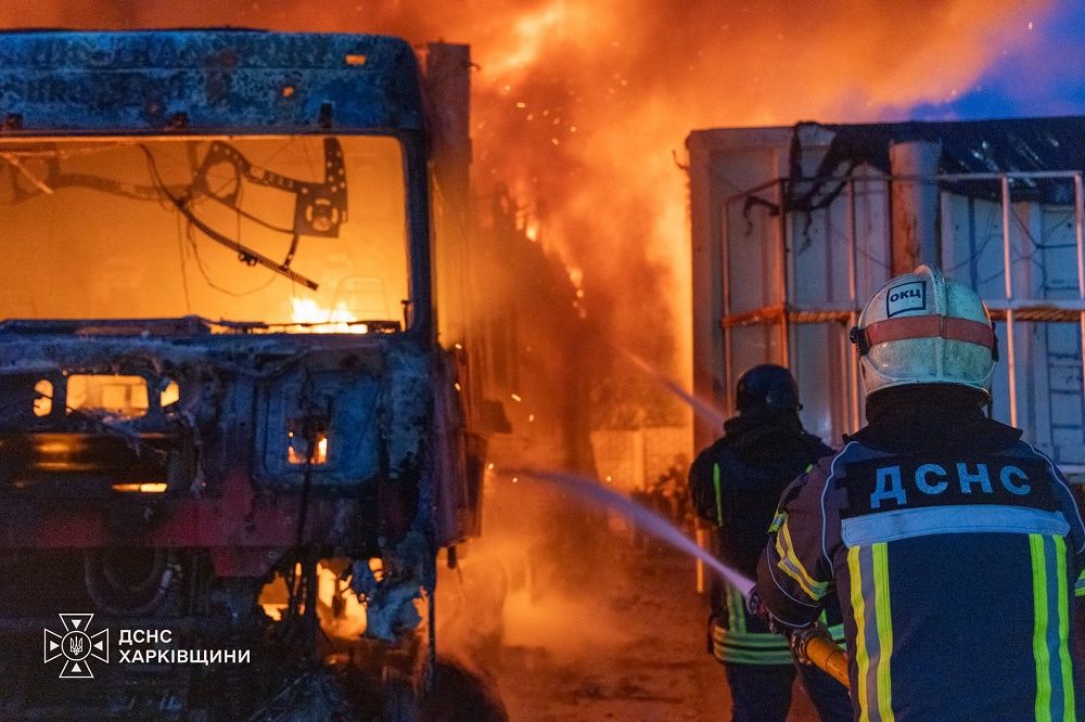 Минулої доби ворог спрямував на Харківщину 129 безпілотників і дві ракети - фото 5