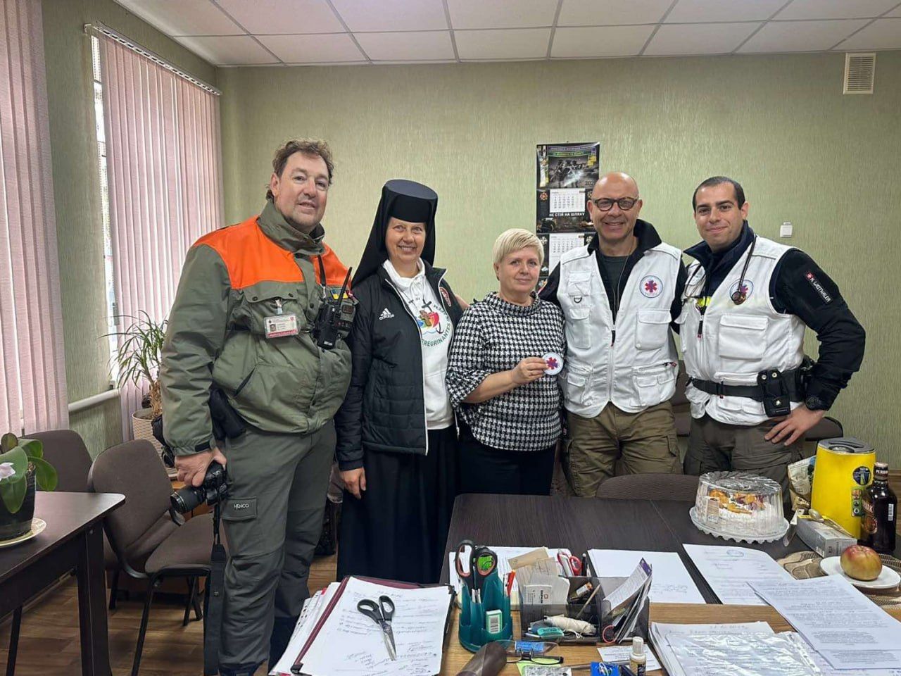Безкоштовні обстеження та ліки: у Задонецькому окрузі працювала благодійна місія - фото 1