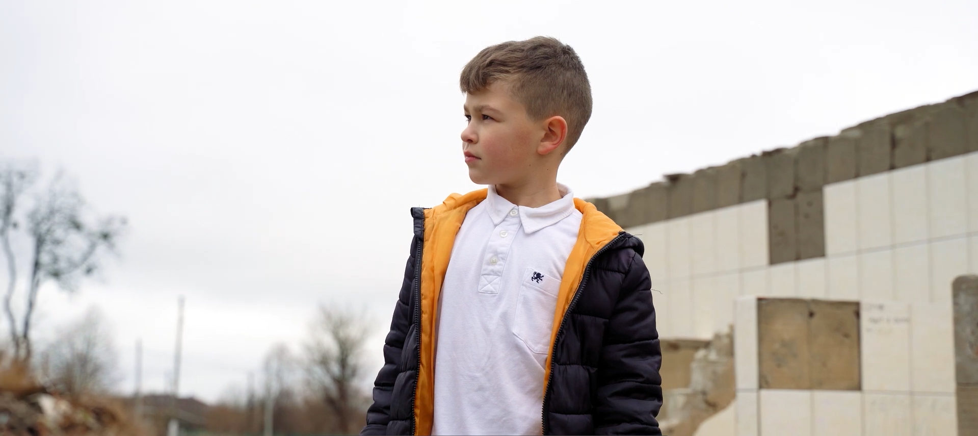 Фото з відкритих джерел Учень Утківського ліцею взяв участь у конкурсі «Поезія заради миру» від ЮНІСЕФ на порталі Gromada Group