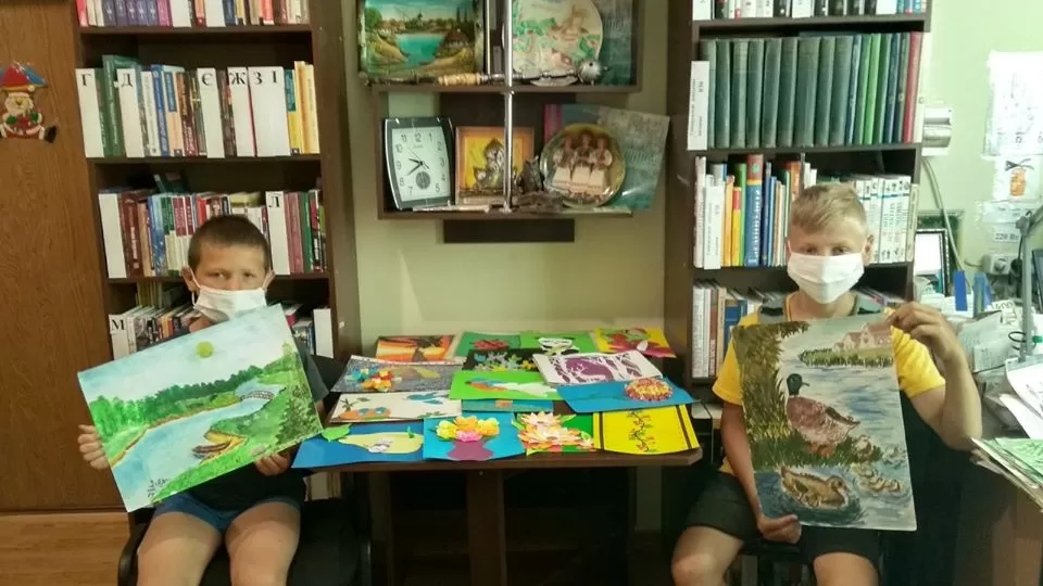 З 11 червня цього року відчинили свої двері для відвідувачів бібліотеки Зміївщини