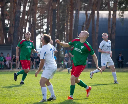 In Matchday 19 of the Kharkiv Region Football Championship, the Bohodukhiv team "NIKA SMK" played against FC Enerhetyk: details and photos. at the Gromada Group Media