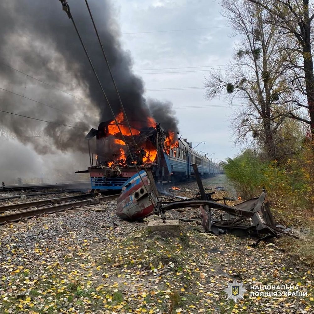 Минулої доби ворожі обстріли забрали життя трьох цивільних мешканців Харківщини, 44 — постраждали - фото 4