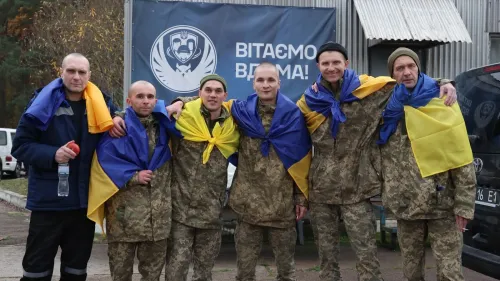 Масштабний обмін військовополоненими між Україною та росією: додому повернулися 270 українців на порталі Gromada Group