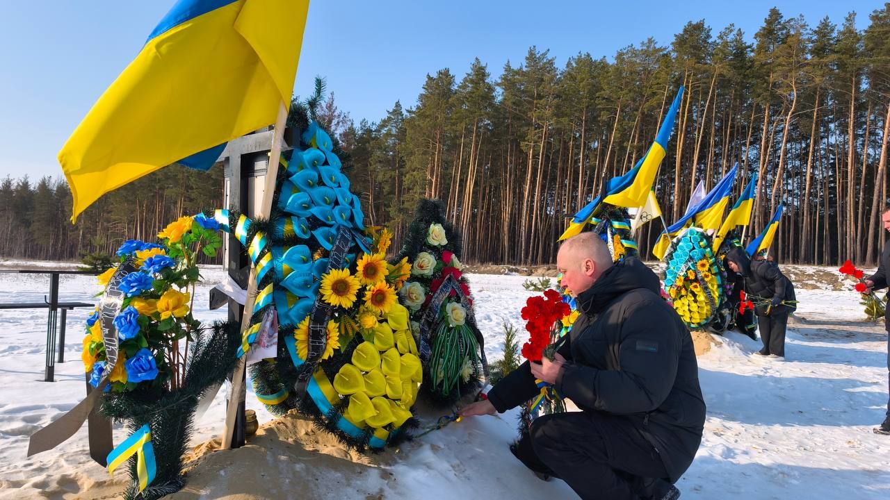 Фото: Балаклійська МВА Полеглих Героїв-земляків вшанували у Балаклії на порталі Gromada Group