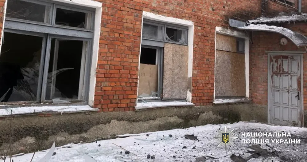 Світлини: ГУНП, Харківська обласна прокуратура, Борівська селищна рада Минулої доби вороги тероризували населення Харківщини керованими авіабомбами та безпілотниками на порталі Gromada Group