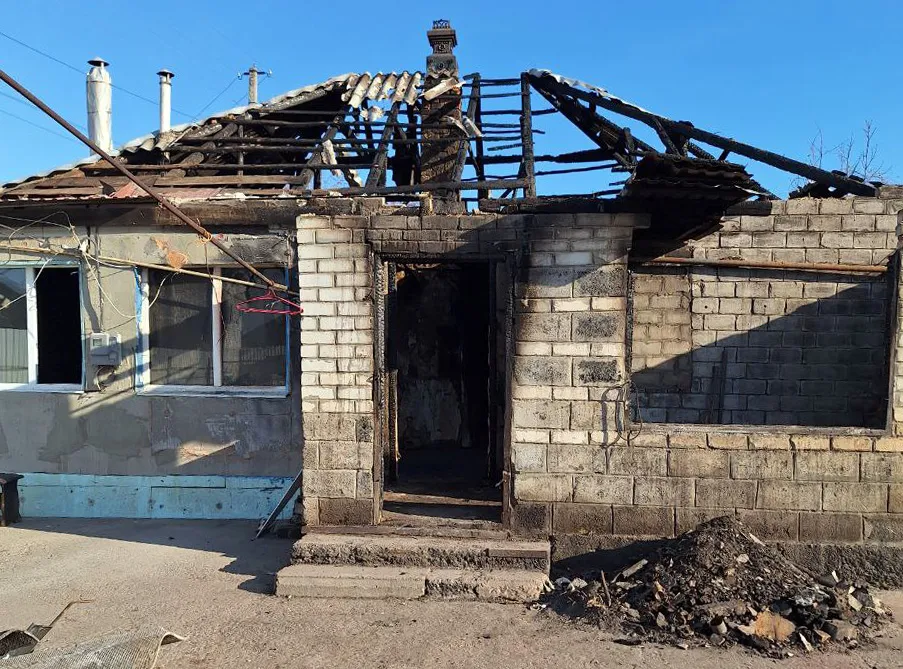 Родина зміївчан, яка втратила все у вогні, потребує допомоги Родина зміївчан, яка втратила все у вогні, потребує допомоги на порталі Gromada Group