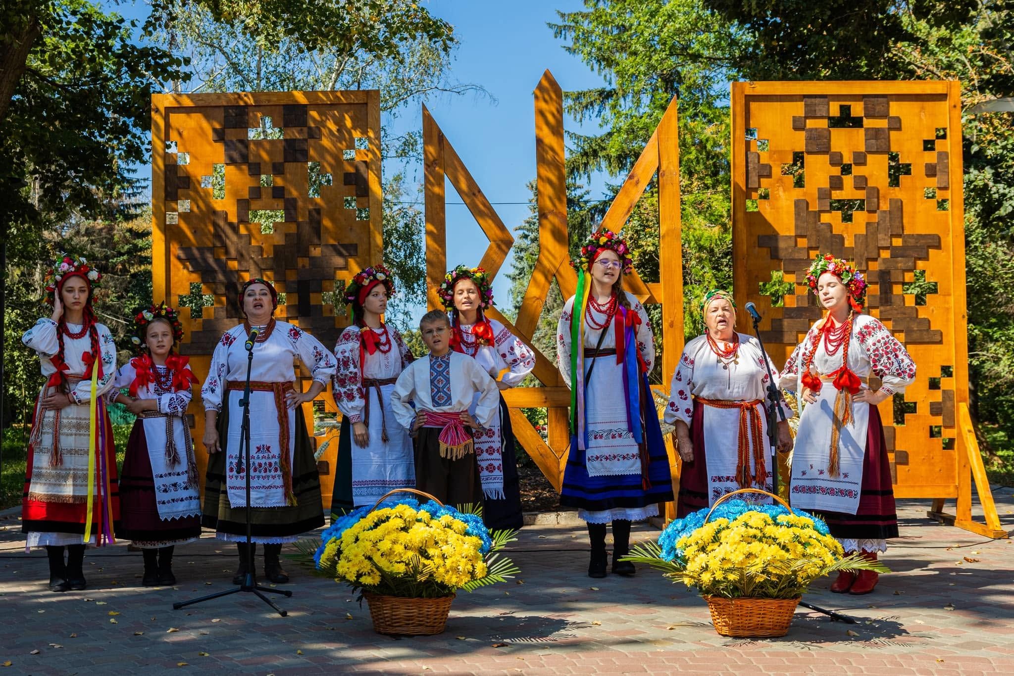 Нововодолазька громада відсвяткувала День Незалежності України - фото 1