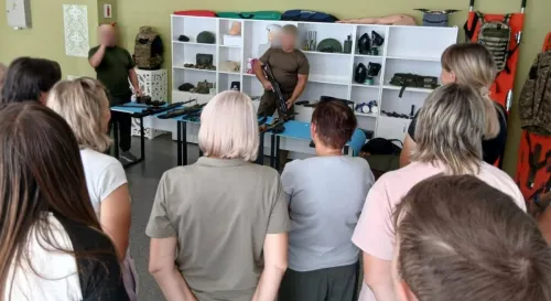 У закладах загальної середньої освіти триває реалізація заходів із національно-патріотичного виховання молоді. Для учнів шкіл проводяться «Уроки мужності», зустрічі із захисниками України та просвітницькі заходи, спрямовані на формування громадянської свідомості, поваги до захисників держави й готовності відповідально ставитися до майбутнього країни.