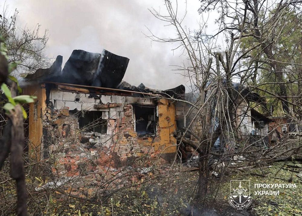 Минулої доби ворожі збройні сили обстріляли 16 населених пунктів Харківщини, зокрема місто Харків - фото 2