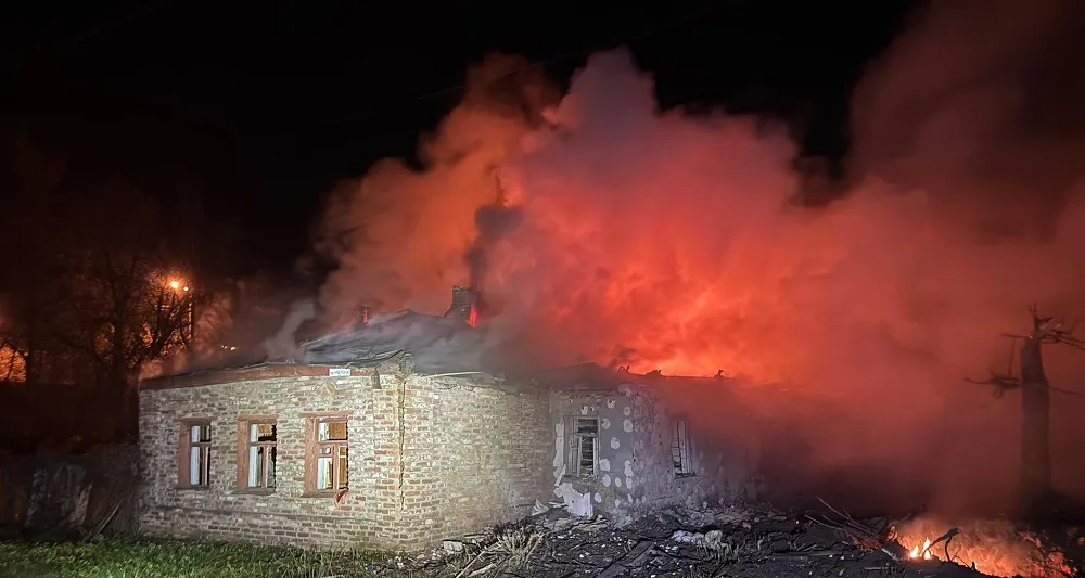 Світлини: ХОВА, Харківська обласна прокуратура, ГУНП, ДСНС, Харківська міська рада, АТ "Газмережі" За минулу добу ворожі теракти спричинили загибель п’ятьох цивільних громадян на Харківщині на порталі Gromada Group