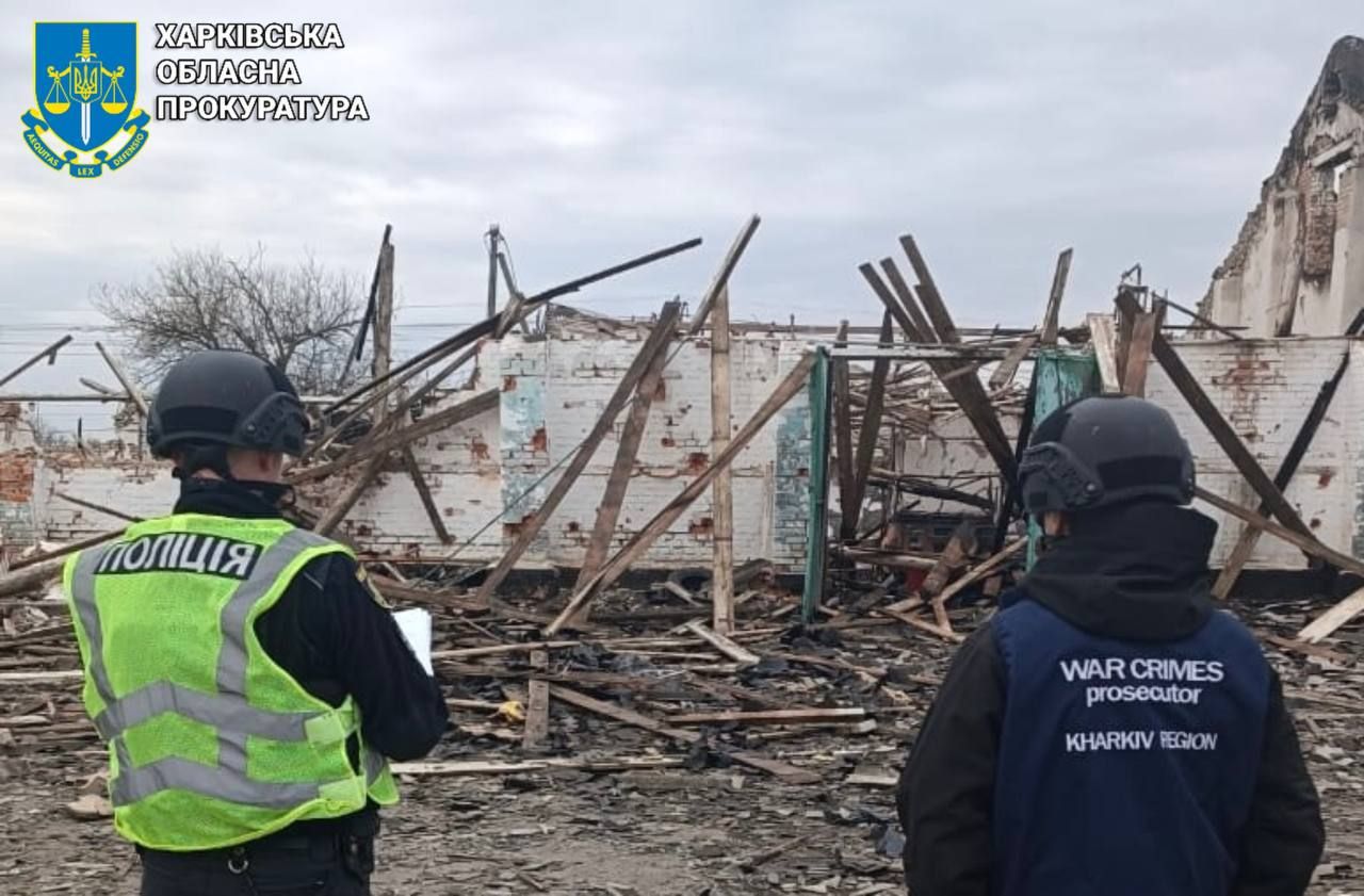 Фото: Харківська обласна прокуратура Ворог завдав масованого удару БпЛА по району залізничного ринку в Ізюмі і селу Залиман Савинської громади на порталі Gromada Group