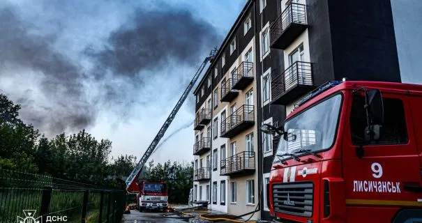 Наслідки атаки російських "Шахедів" на Харків 25 червня на порталі Gromada Group