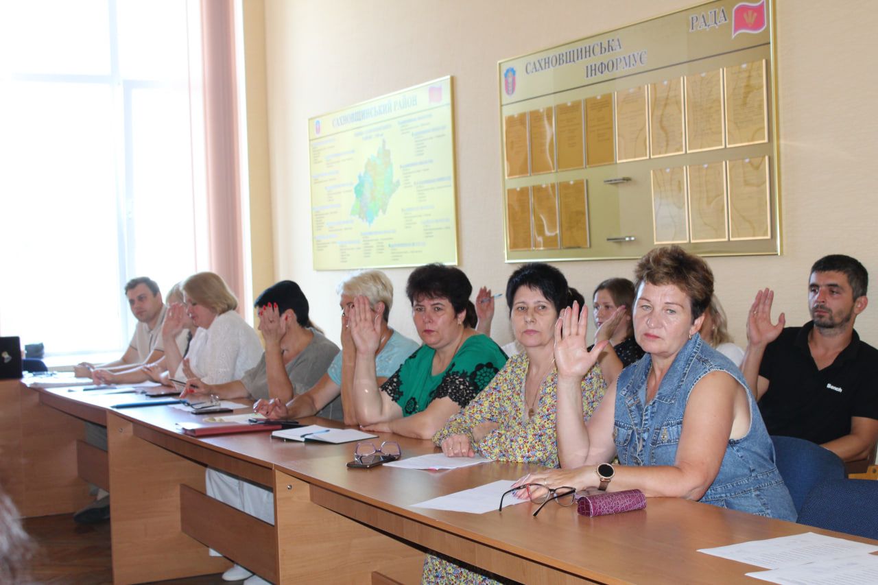 Світлина: Сахновщинська громада, фейсбук Відбулося чергове засідання виконкому Сахновщинської селищної ради. на порталі Gromada Group