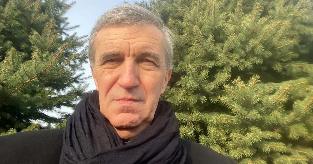 Світлини: з особистого архіву А. Тарасенка та з мережі Інтернет Про світ старого і нового, або погляд досвідченого юриста на порталі Gromada Group