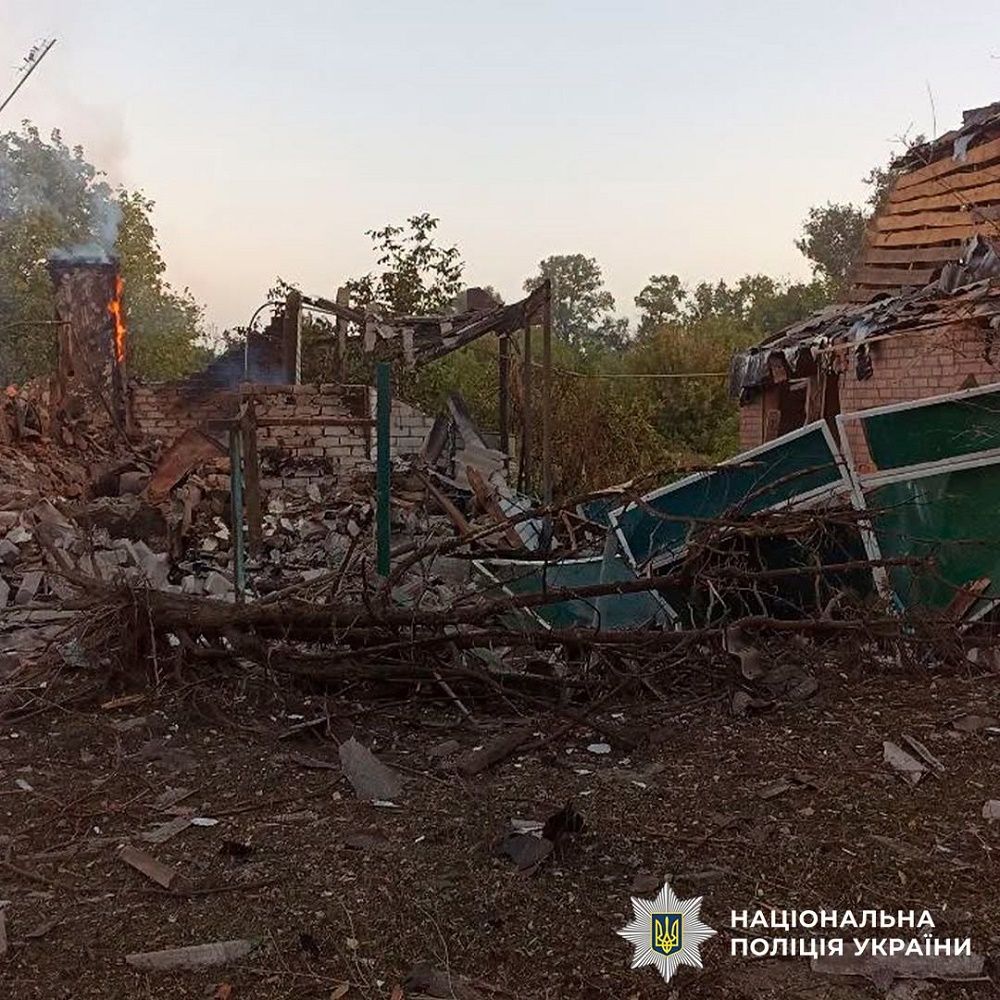 Минулої доби прокремлівські окупанти били по населенню Харківщини ракетами, дронами і керованими авіабомбами - фото 1