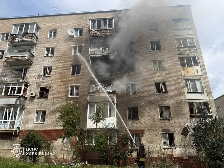 БпЛА РФ поцілив у багатоповерхівку на Харківщині: є загиблі та постраждалі на порталі Gromada Group