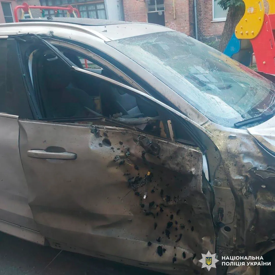 Фото: Поліція Харківщини Власники пошкоджених будинків можуть звернутися до міської ради для фіксації збитків на порталі Gromada Group
