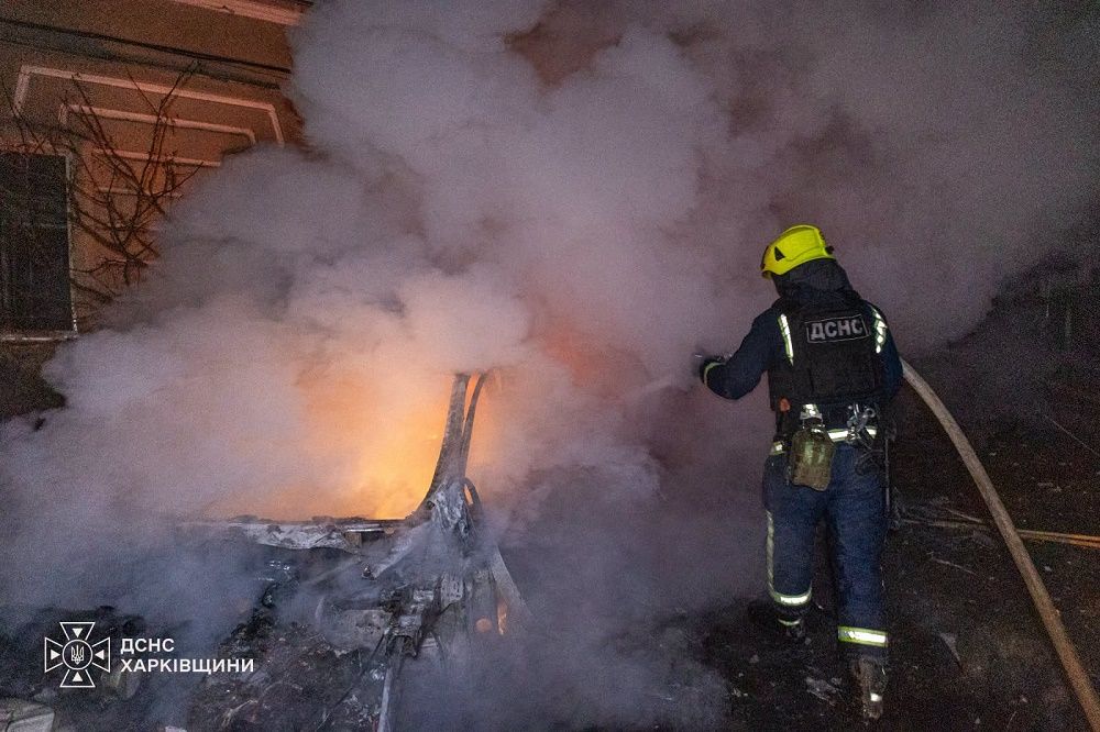 Минулої доби ворог обстріляв 12 населених пунктів області, зокрема Харків - фото 2