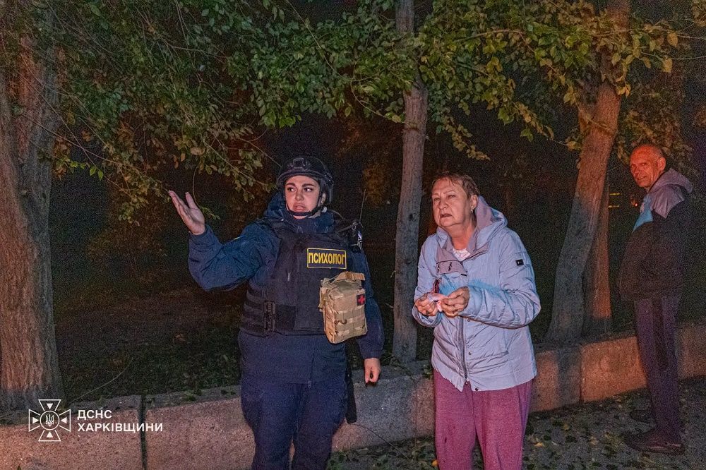 Минулої доби ворог обстріляв 12 населених пунктів області, зокрема Харків - фото 4