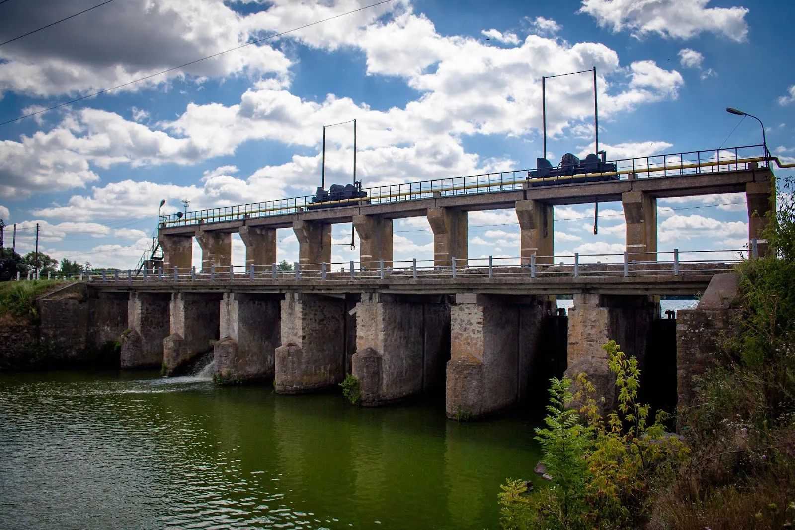 Удар по Бєлгородському водосховищу: росіяни у Вовчанську опинилися відірваними від основних сил на порталі Gromada Group