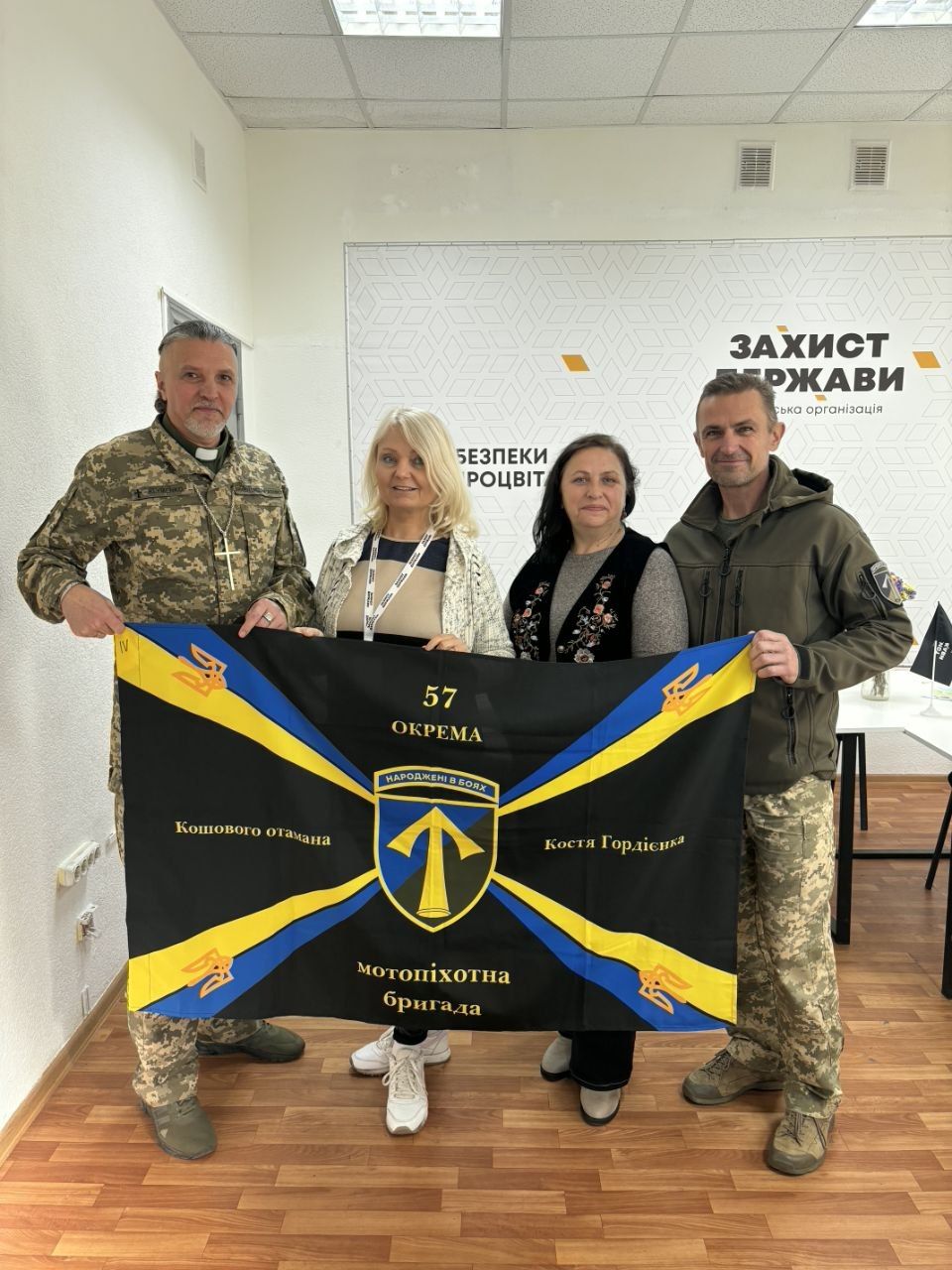 «Бути поруч»: як колишній заступник керівника проектного інституту став військовим капеланом 57-ї бригади - фото 8