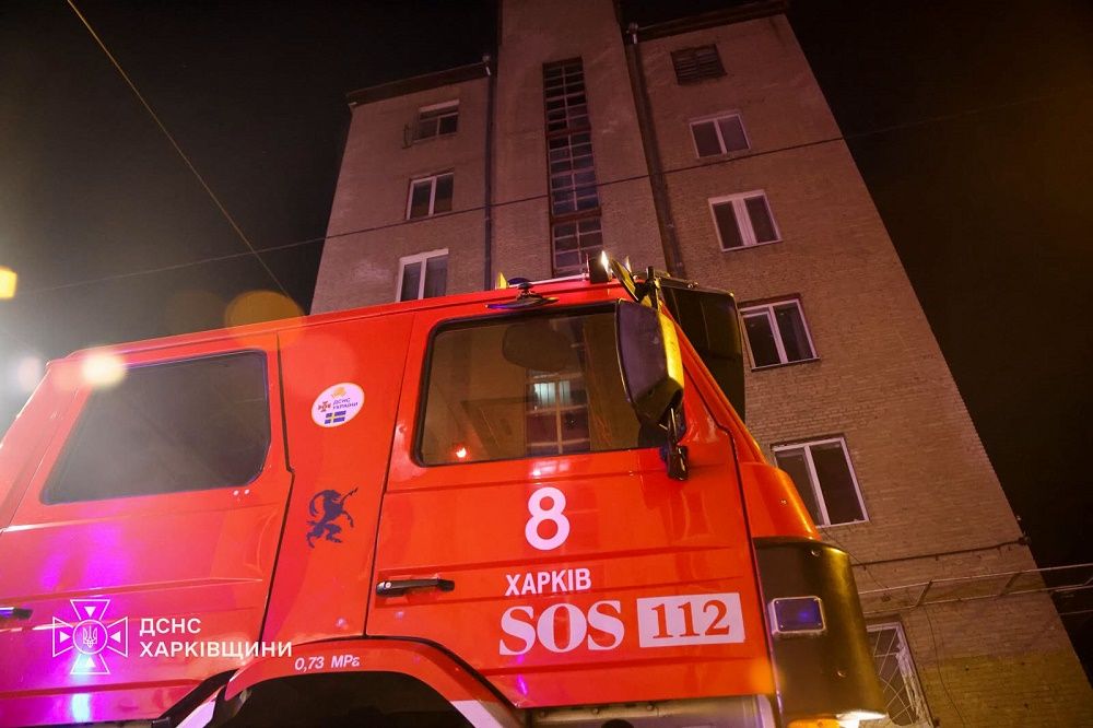 Минулої доби ворог обстріляв 19 населених пунктів Харківщини, постраждали шестеро цивільних осіб - фото 3