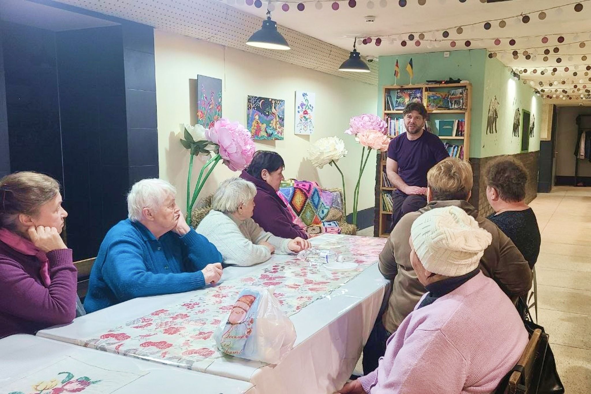 Мешканці Липецької громади зустрілися з письменником і військовим «Хартії» Володимиром Скориком на порталі Gromada Group