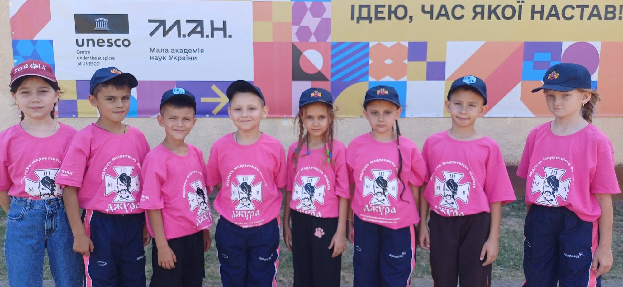 Юні джури Пархомівського ліцею гідно представили Краснокутщину на  ІІІ етапі Всеукраїнської військово-патріотичної гри «Джура-2026: Котигорошко» - фото 3