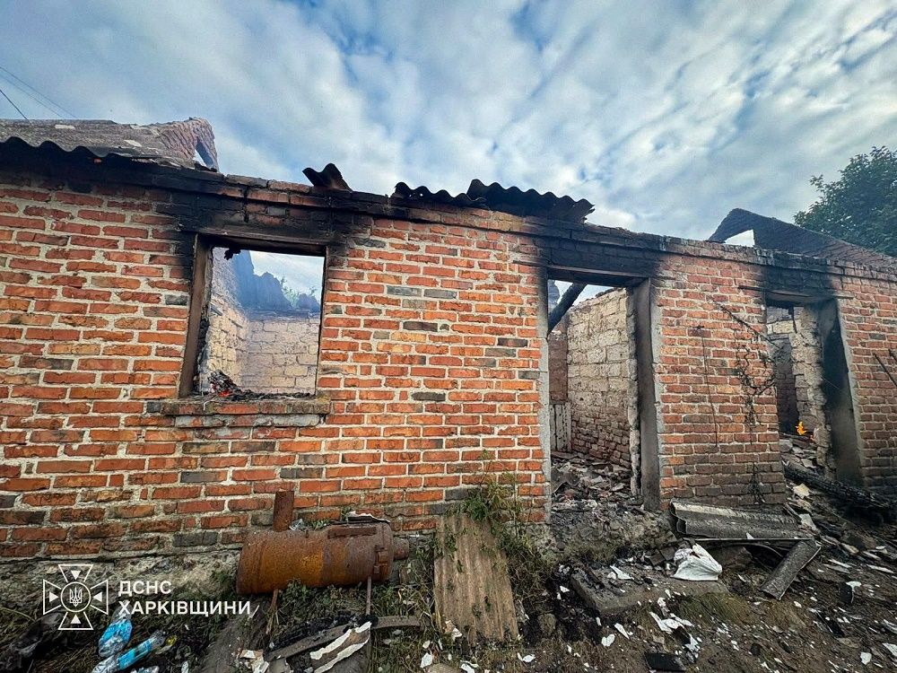 Минулої доби ворог обстріляв 22 населені пункти Харківщини, є вбиті та поранені - фото 2