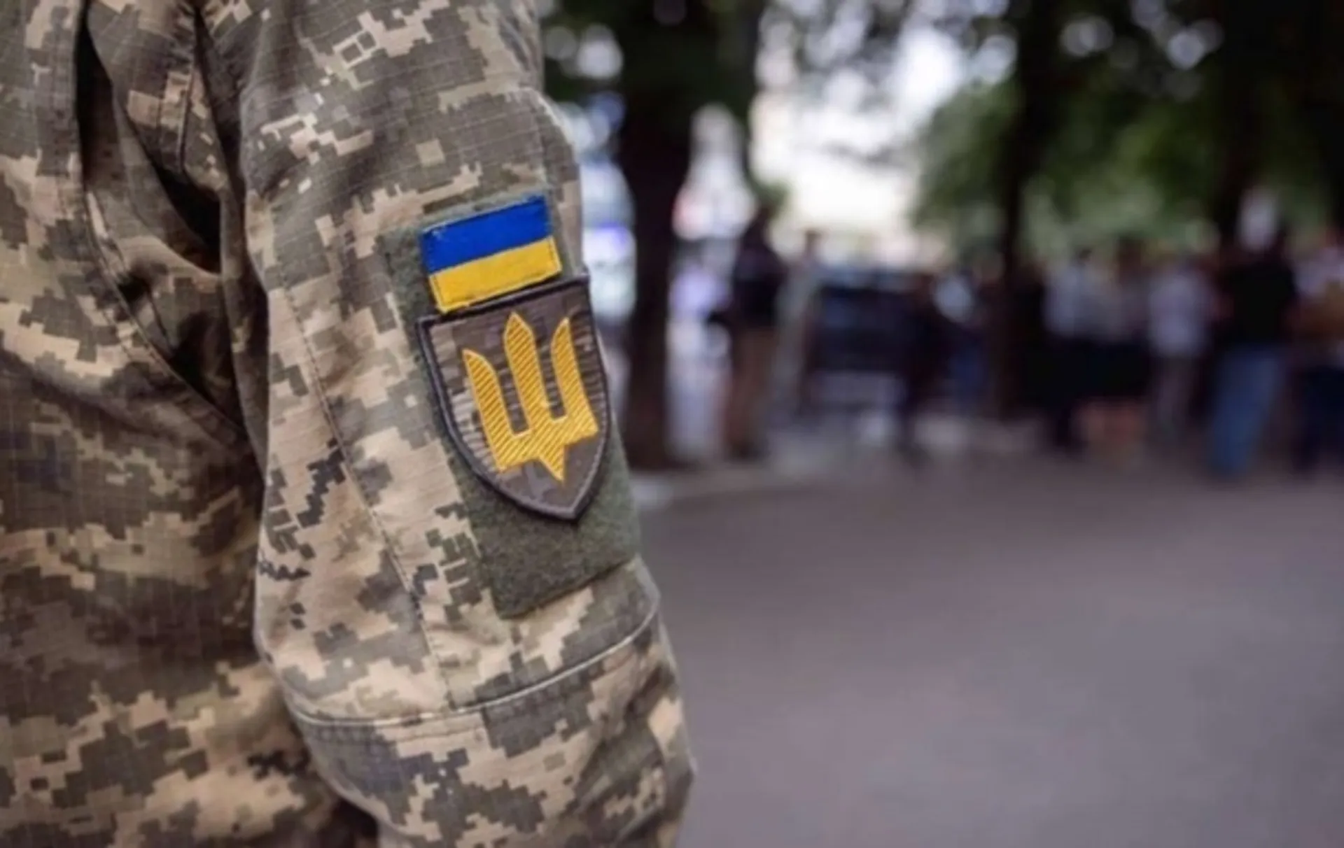 Фото ілюстративне У Харкові пояснили, як і хто має право вручати повістки на порталі Gromada Group