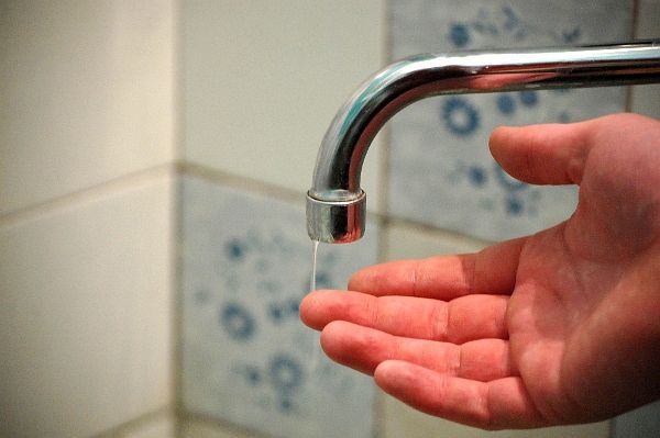 Ілюстративне фото У привокзальні частині Змієва — аварія на водогоні на порталі Gromada Group