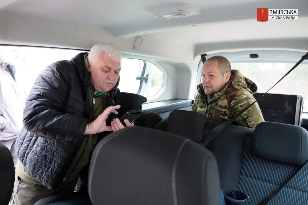 Фото: Зміївська міська рада У Змієві ветерану з інвалідністю організували доступ до адмінпослуг на порталі Gromada Group