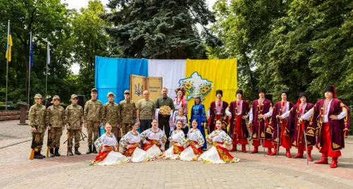 У Нововодолазькій громаді провели урочистості до Дня Конституції України на порталі Gromada Group