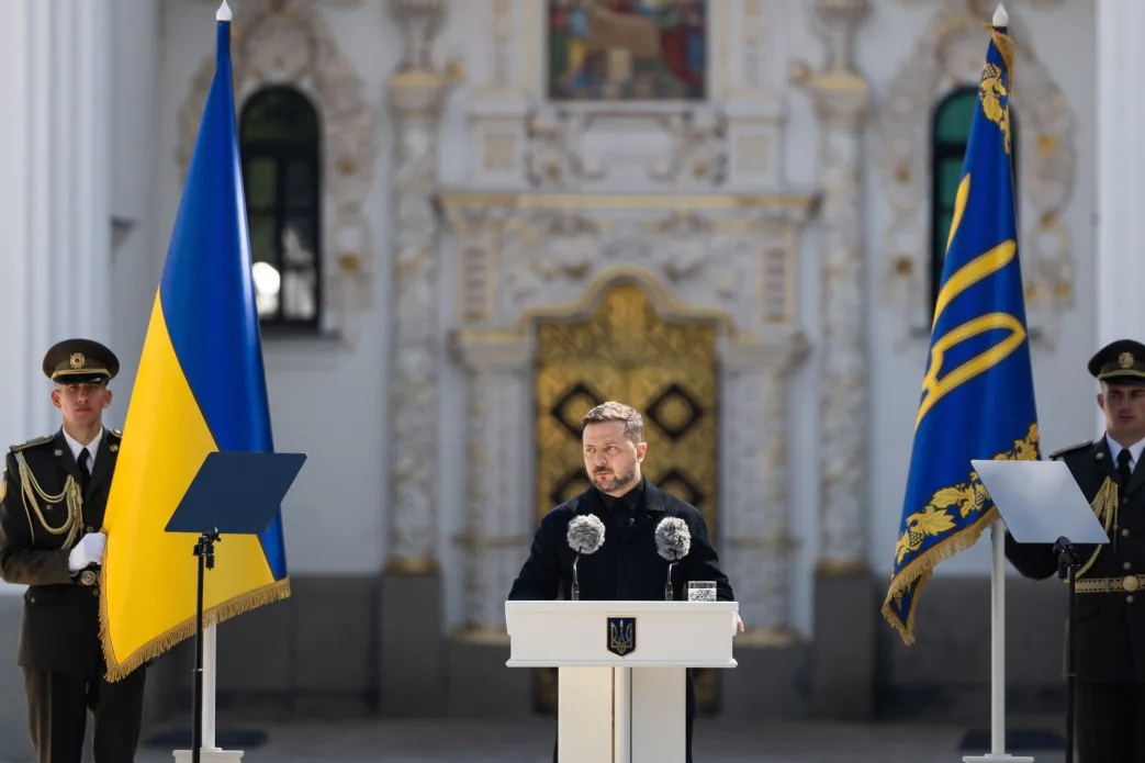 Звернення Президента України Володимира Зеленського з нагоди Дня Конституції на порталі Gromada Group