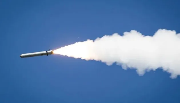 У Зміївській громаді російська ракета влучила по місцю відпочинку людей на порталі Gromada Group