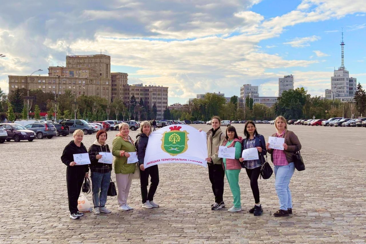 Липецька громада вдруге долучилася до Європейського дня ходьби спільною прогулянкою центром Харкова - фото 2